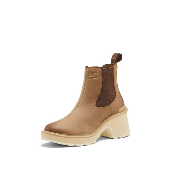 Brand new in box Sorel Women's Hi-Line Heel Chelsea Boots size 7
MSRP: $130 - Picture 3 of 8